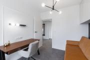 Kwiatkowskiego Superior Apartment by BookingHost