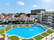 BnB Homes Lili Seaview Residence with 2 bedrooms, 4 Terraces, 2 Pools & parking