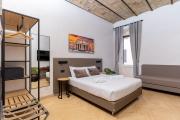 Urban Vatican Rooms 2