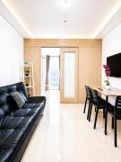 Luxe Condo at MOA