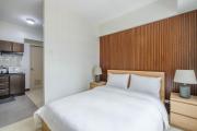 Modern Stylish Condo in McKinley WiFi