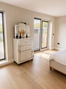 Top North Hayling