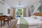 Top Seminyak Top Seminyak