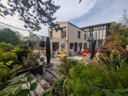 Hostelry Domaine, restaurant & piscines privés