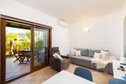 Emerald Living - Piscina & Giardino Privato