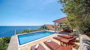 Apartman Mario with pool by Villas Guide