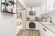 BV373A - Corner penthouse with rooftop terrace
