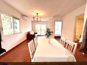 Esmeralda, apartamento con jardín privado.
