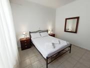 Leonidas Village House