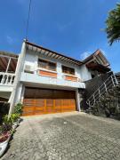 Belgareti Ndalem Partan Classic Villa Dago Giri