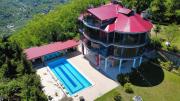 Trabzon manzaralı havuzlu villa