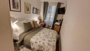 1mins Gare Montparnasse,,center, st Germain ,5minute Eiffel tour and Louvre meusm aesome place ,