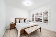 Top Merewether Top Merewether