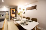 AnAn Stay - Amasa Station, Direct to Jamsil, KSPO Dome, Lotte World, Asan Medical Center, Han River Walk