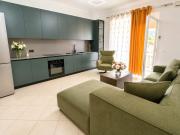 Glowe Sunny Coast Apartment
