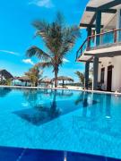 Grand Bay Hotel