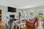 Genesis Country Estate - Courtneys Suite