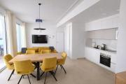 Sunny Coast Apt. 3BR, 2BATHS, AC & Heated POOL