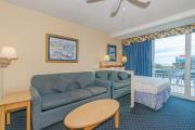 Oceanfront Getaway Near SkyWheel -Yachtsman 304