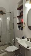 Old City 2-bedroom 2-bath apartment