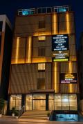 Yellow Sapphire Hotel Gachibowli