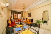 Appartement deluxe piscine et terrasse privée - clim & wifi
