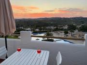 Villotel 4P Pool and Views