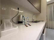 104 JRE apartment with stunning boulevard veiw