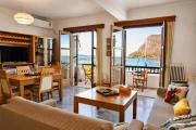 Matronis House - Seafront Getaway in Monemvasia