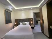 204 JRE apartment with stunning boulevard veiw
