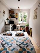 Chambre et Salle de bain privées avec vue sur jardin dans maison familiale