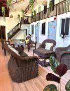 Amancios Tourist Inn-Close to the Airport