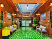 Private Garden with Secret Waterfall 2BR