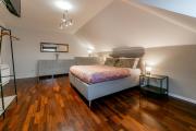 Elegant Penthouse - Metro Conca dOro & Terrace