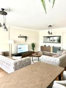 Big And Luxury Apartment