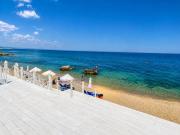 Top Golden Sands