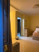 Top Himare Top Himare