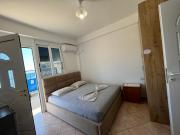 Top Himare