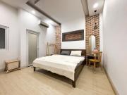 Owls Night Homestay Metro