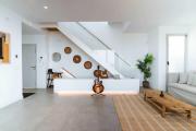 Palm Beach 3 bdr terraced house with Jacuzzi