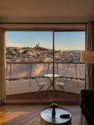 Studio Marseille View