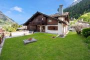 Family Apartment Steps From Ski Lifts - Happy Rentals