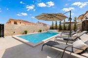Villa V&D near Pula Arena and Beautiful Beaches - by Istrabook
