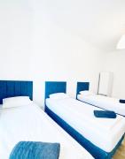 Private Rooms in Comfortable 4-Bedroom Apartment