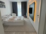 Betty Apartment ll