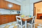 Top Naples