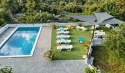 Villa Confido - Luxury 3BR Apartment with Private Pool near Trogir