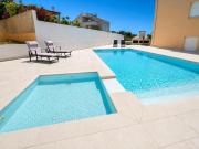 Pool Apartment Sol