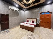 Hotel Shreeji Palace - Ayodhya