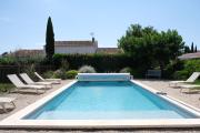 Air-conditioned villa with pool Mouries Alpilles sleeps 8
